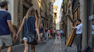 Rue Colleoni ou "Corsarola"