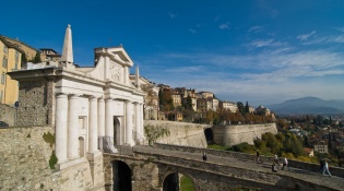 Porta San Giacomo