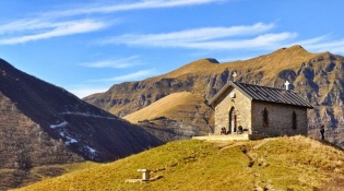 PETITE ÉGLISE DE LA MADONNA PELLEGRINA, PASSO MANINA