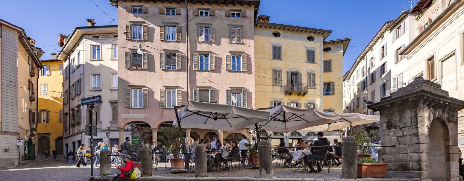 Piazza Mercato delle Scarpe Visit Bergamo